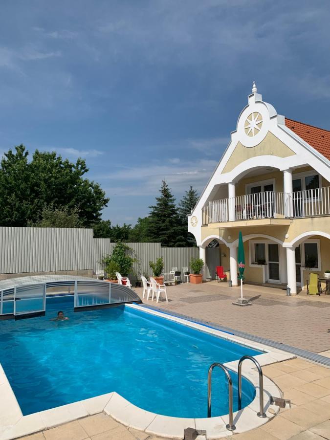 Lilium Villa Hévíz Extérieur photo