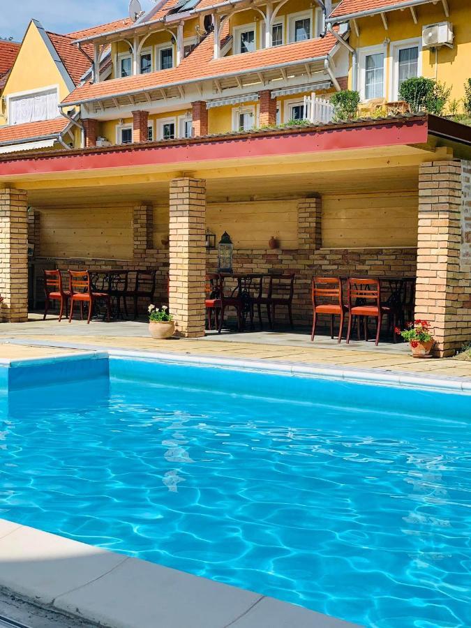 Lilium Villa Hévíz Extérieur photo