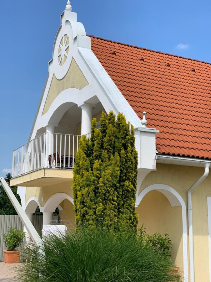 Lilium Villa Hévíz Extérieur photo